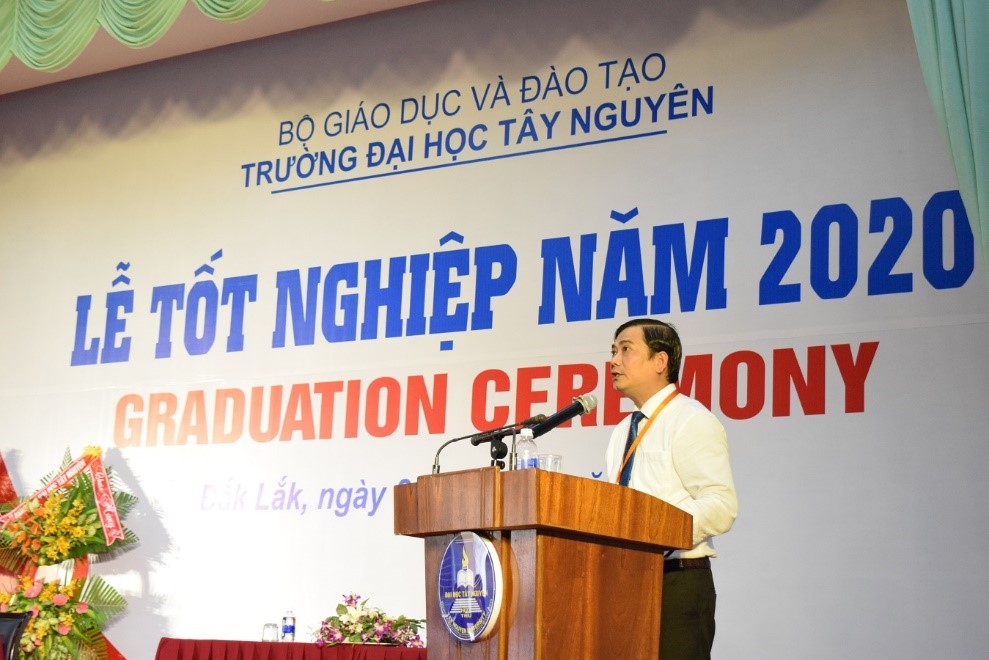 Làm bằng Đại học Thái Nguyên giá rẻ, tem phôi thật - Làm Bằng ORG